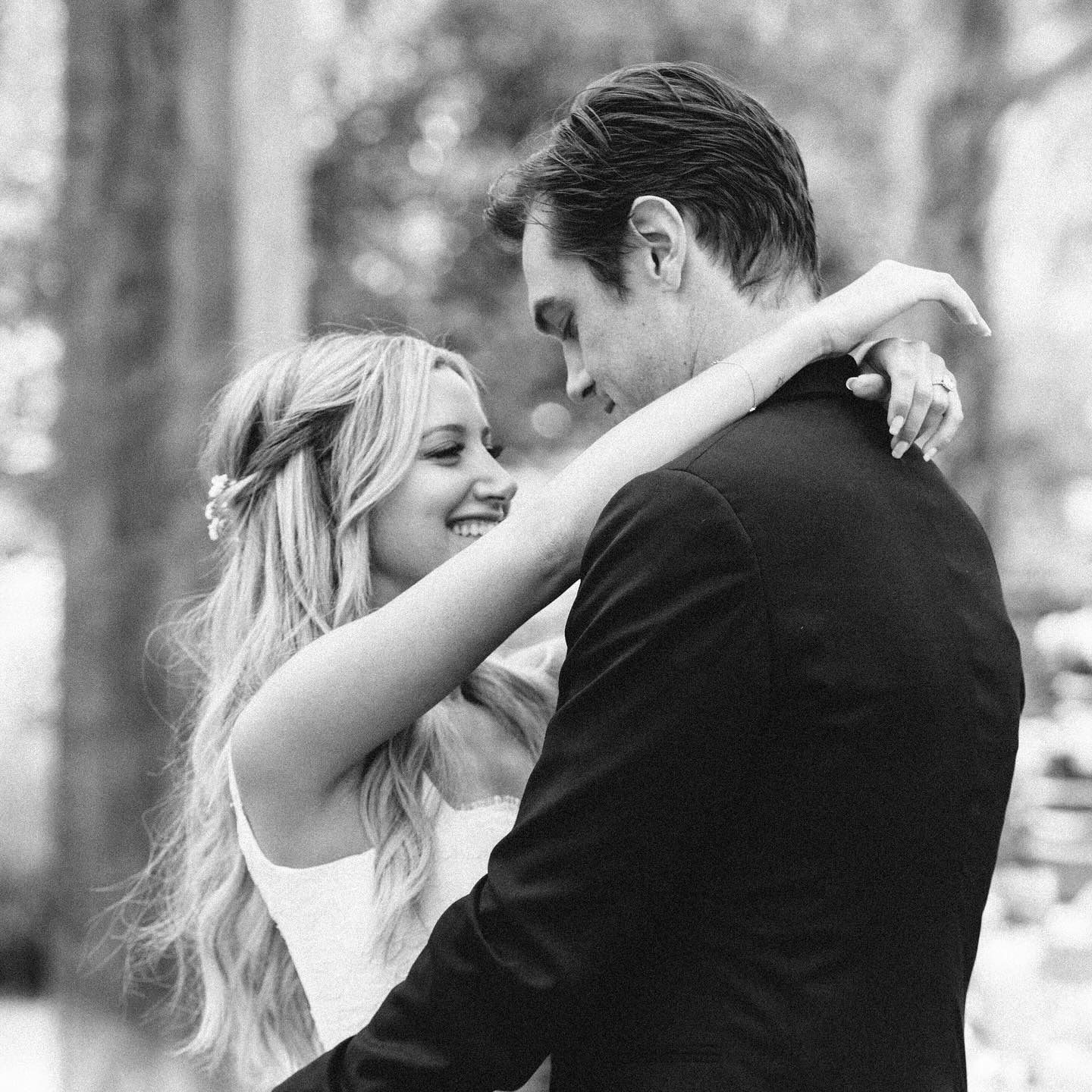 The Best Wedding Hairstyles for 2025, According to Top Stylists